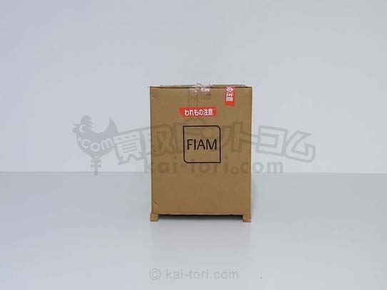 FIAM/フィアム　grilloテーブル　新品未開封品　中央区にて買取しました！